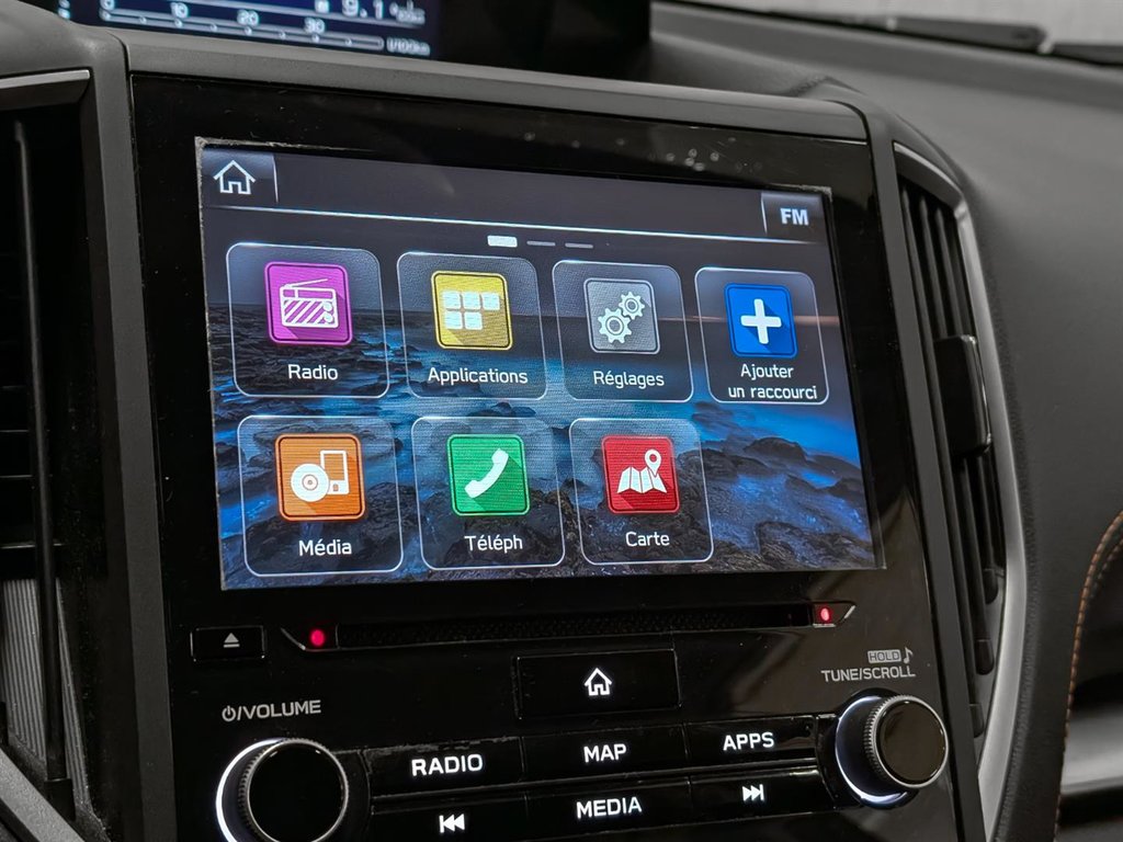 2018 Subaru Crosstrek Limited CVT in Sherbrooke, Quebec - 14 - w1024h768px