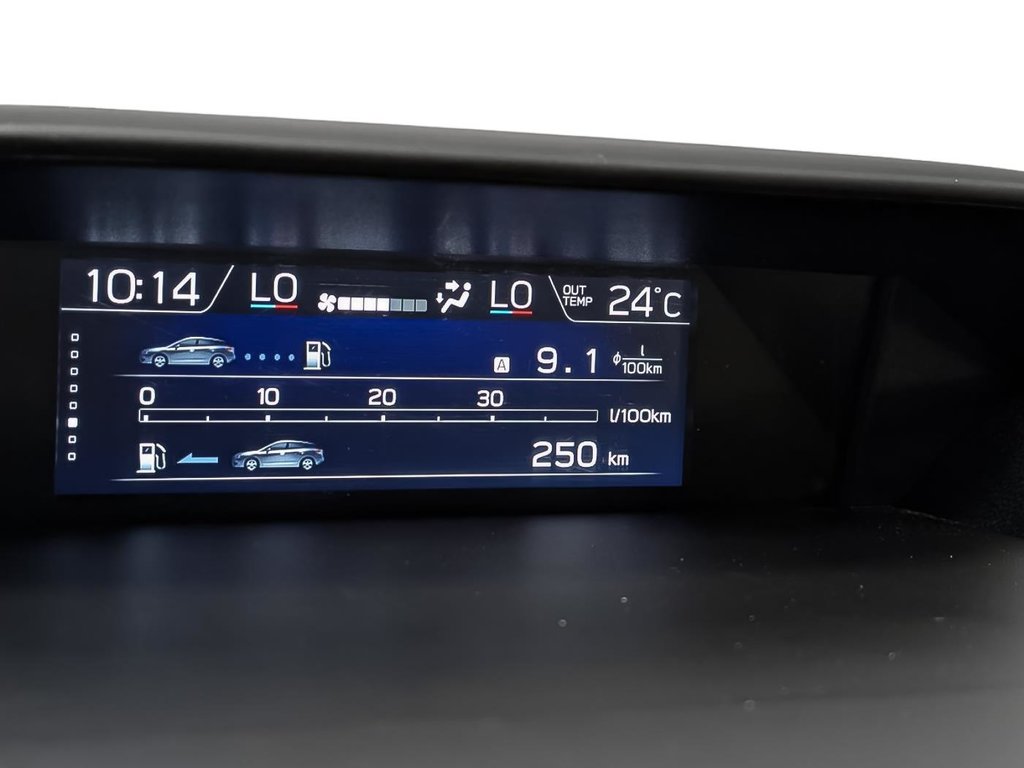 2018 Subaru Crosstrek Limited CVT in Sherbrooke, Quebec - 11 - w1024h768px