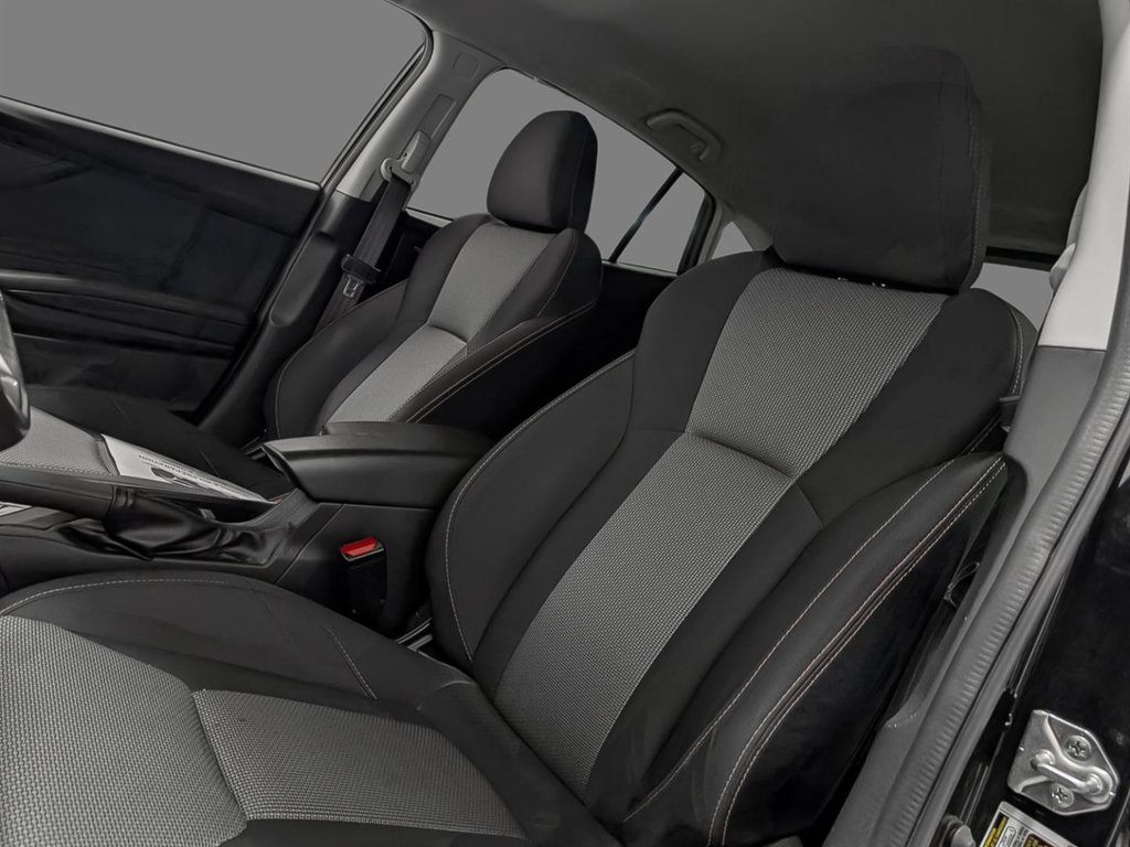 2022 Subaru Crosstrek Touring CVT in Sherbrooke, Quebec - 9 - w1024h768px