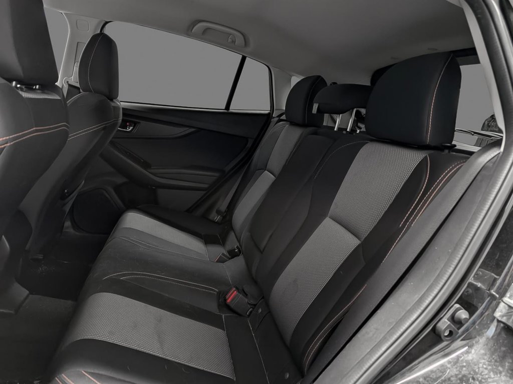 2022 Subaru Crosstrek Touring CVT in Sherbrooke, Quebec - 10 - w1024h768px