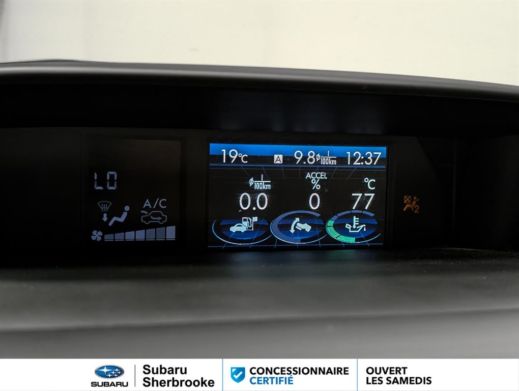 2015 Subaru Forester 2.0XT Limited w-Tech/AWD in Sherbrooke, Quebec - 12 - w1024h768px