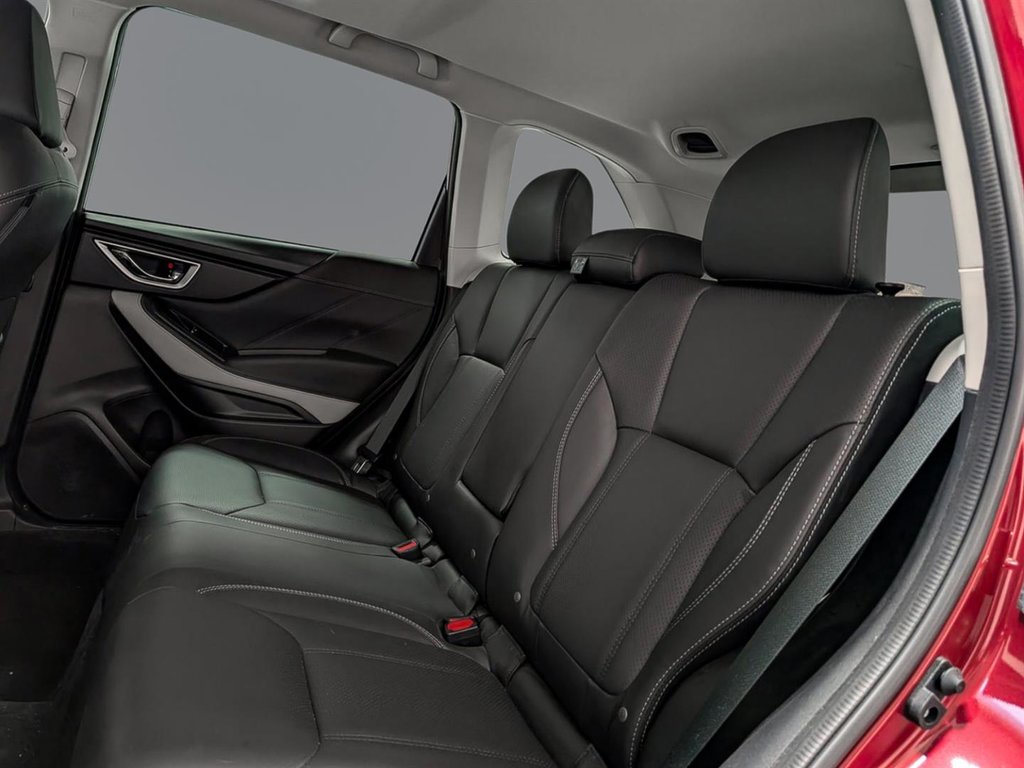 2022 Subaru Forester Limited CVT in Sherbrooke, Quebec - 11 - w1024h768px