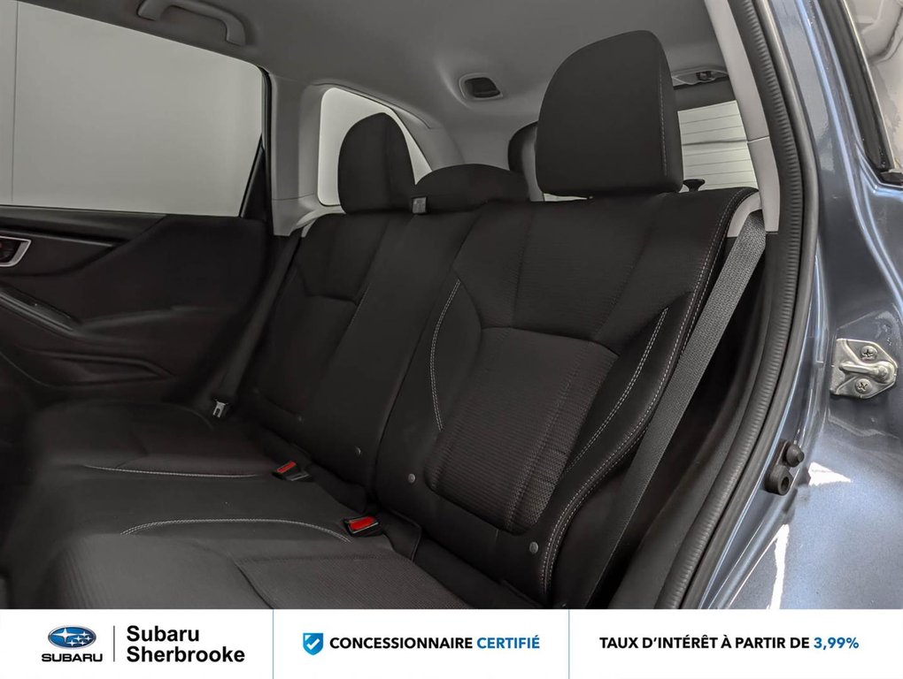 Subaru Forester CVT 2023 à Sherbrooke, Québec - 9 - w1024h768px