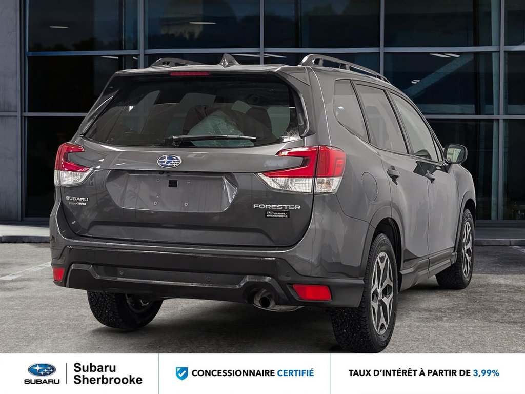 2023 Subaru Forester Touring CVT in Sherbrooke, Quebec - 6 - w1024h768px