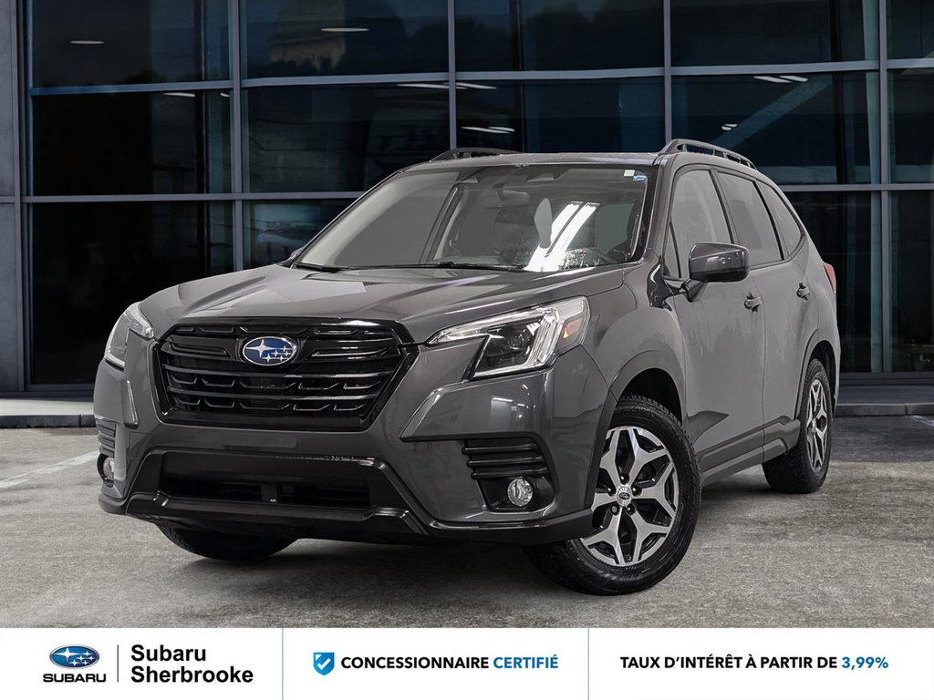 2023 Subaru Forester Touring CVT in Sherbrooke, Quebec - 1 - w1024h768px