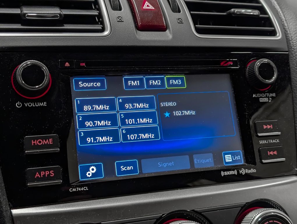 Subaru Impreza Touring hatchback 2.0i 2015 à Sherbrooke, Québec - 10 - w1024h768px