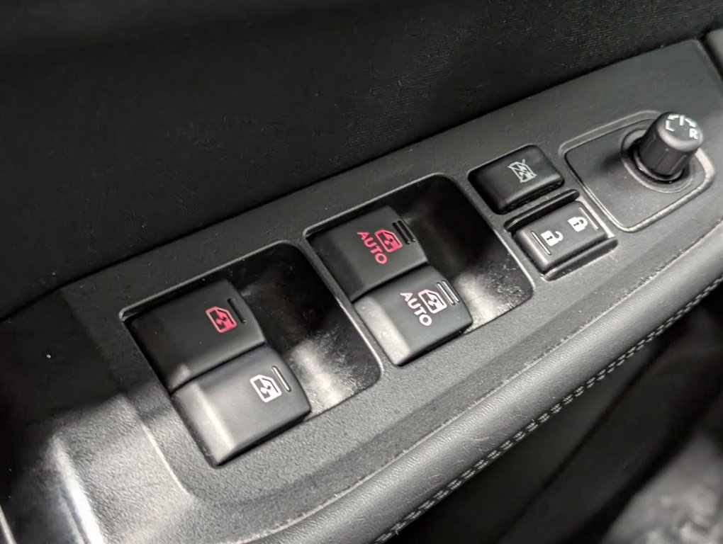 2016 Subaru Legacy 4dr Sdn 2.5i Premium in Sherbrooke, Quebec - 19 - w1024h768px