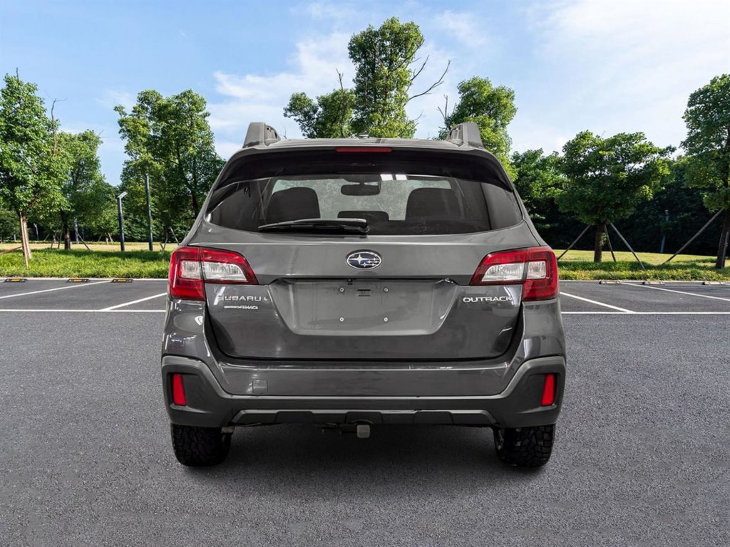 2018  Outback 2.5i Touring in Sherbrooke, Quebec - 7 - w1024h768px