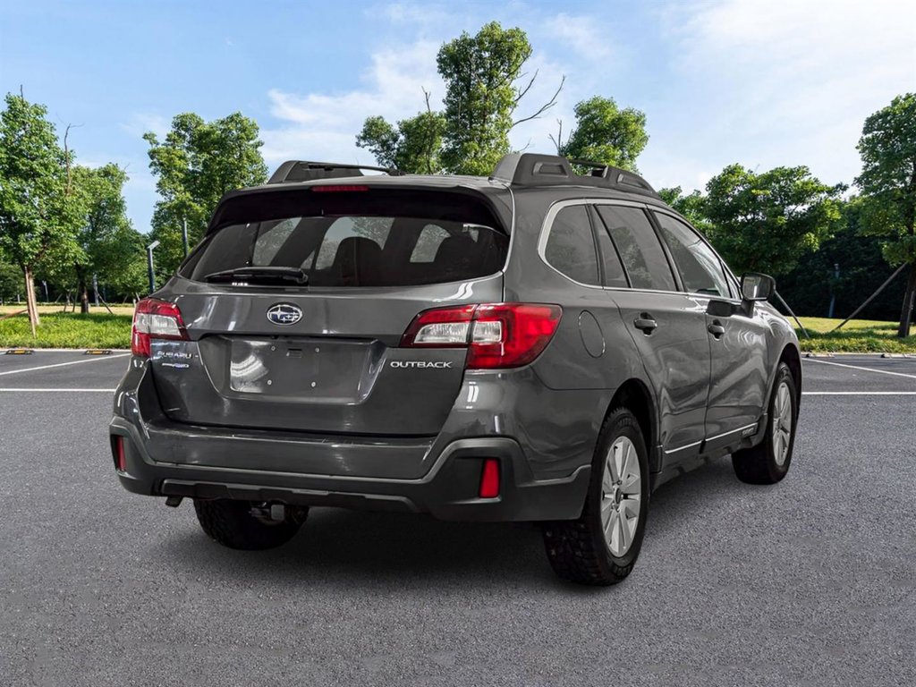 2018  Outback 2.5i Touring in Sherbrooke, Quebec - 5 - w1024h768px