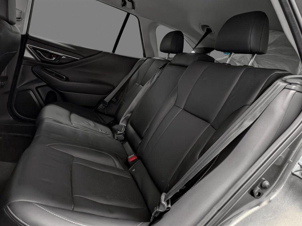 Subaru Outback Limited/AWD 2022 à Sherbrooke, Québec - 8 - w1024h768px