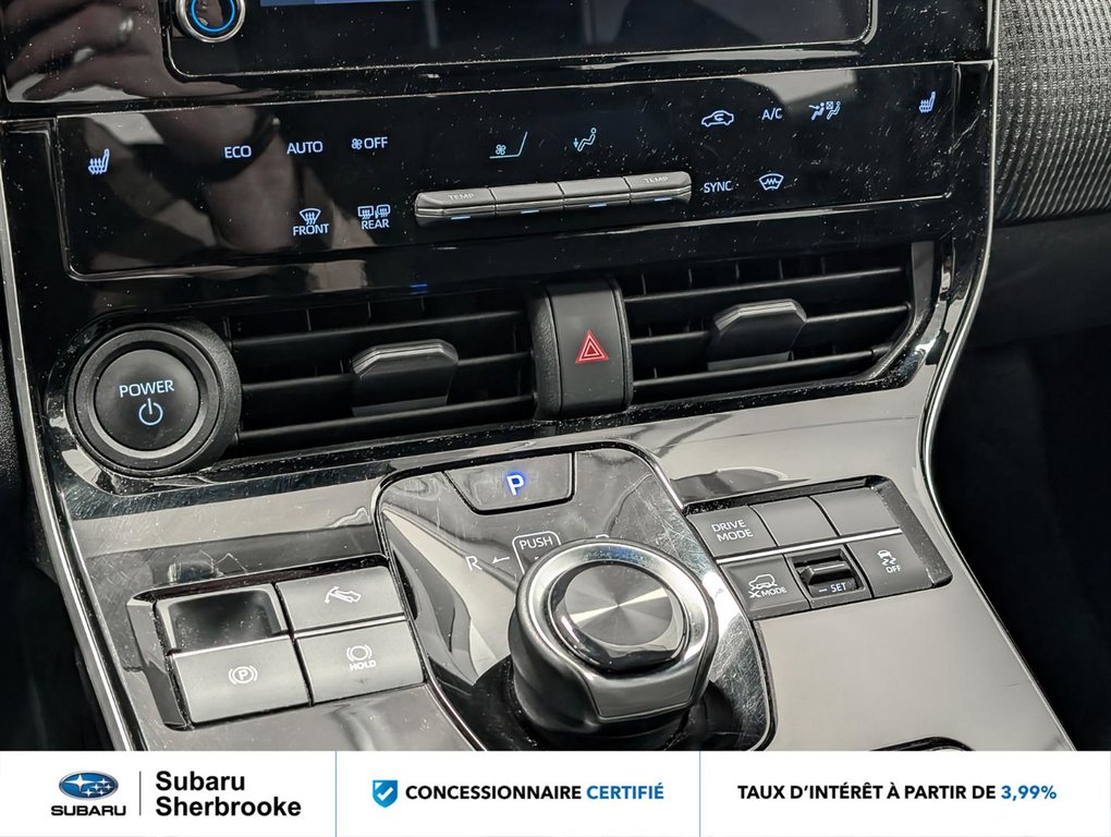 Subaru Solterra AWD 2023 à Sherbrooke, Québec - 13 - w1024h768px