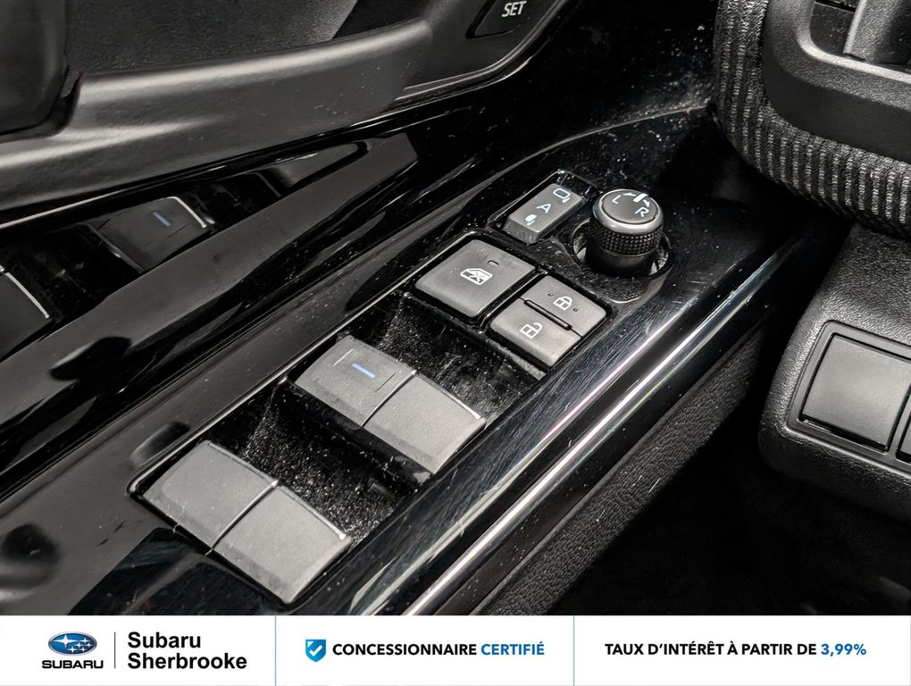 Subaru Solterra Technologie/AWD 2023 à Sherbrooke, Québec - 17 - w1024h768px