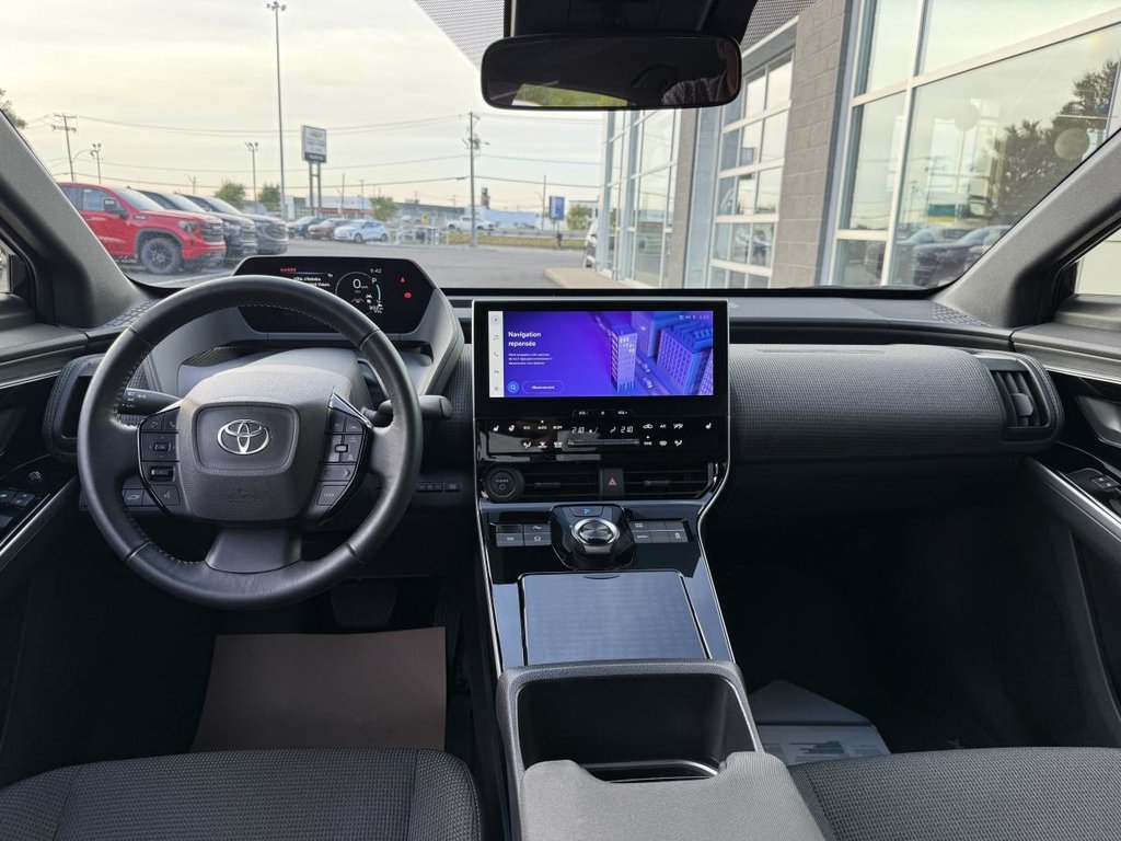Toyota BZ4X LE FWD 2023 à Quebec, Québec - 21 - w1024h768px