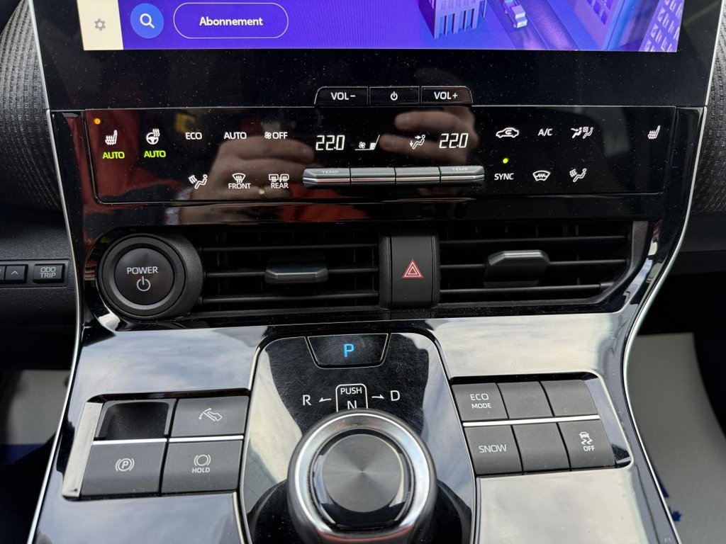 Toyota bZ4X LE FWD 2023 à Québec, Québec - 16 - w1024h768px