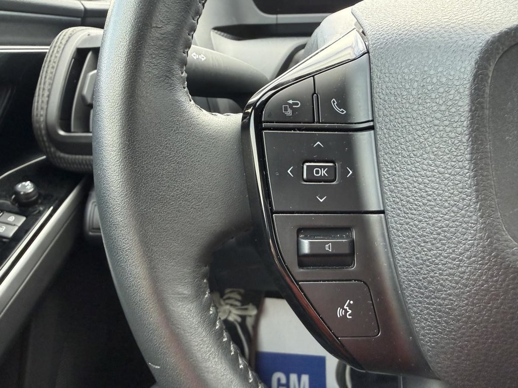 Toyota bZ4X LE FWD 2023 à Québec, Québec - 11 - w1024h768px