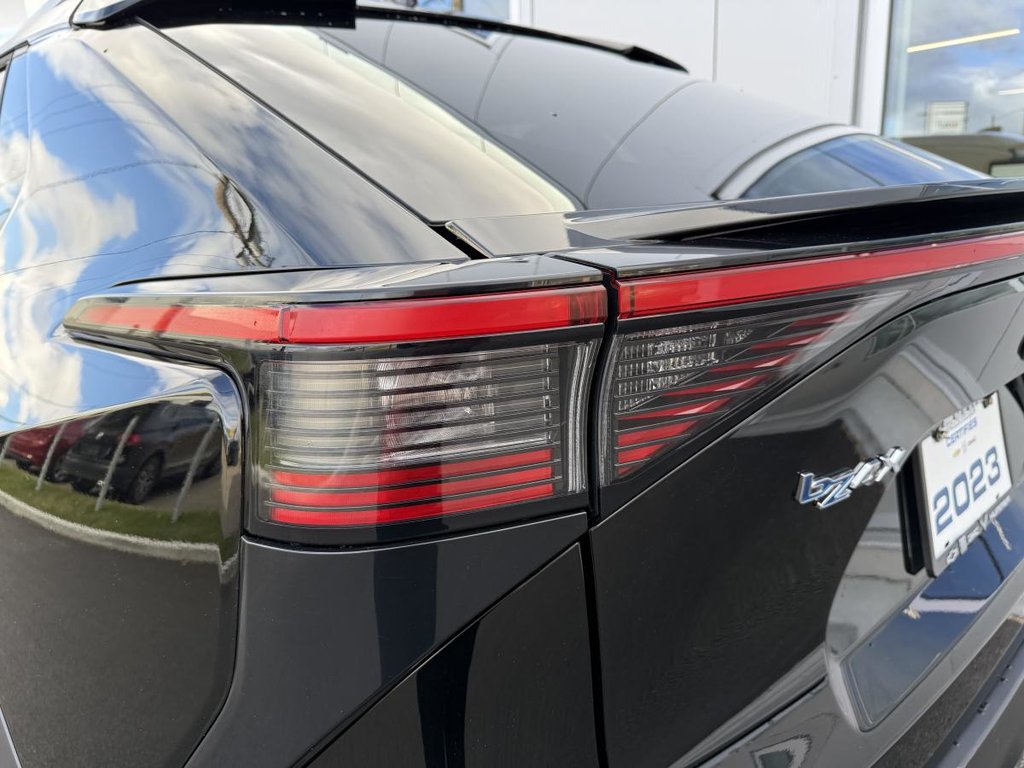 Toyota bZ4X LE FWD 2023 à Québec, Québec - 8 - w1024h768px