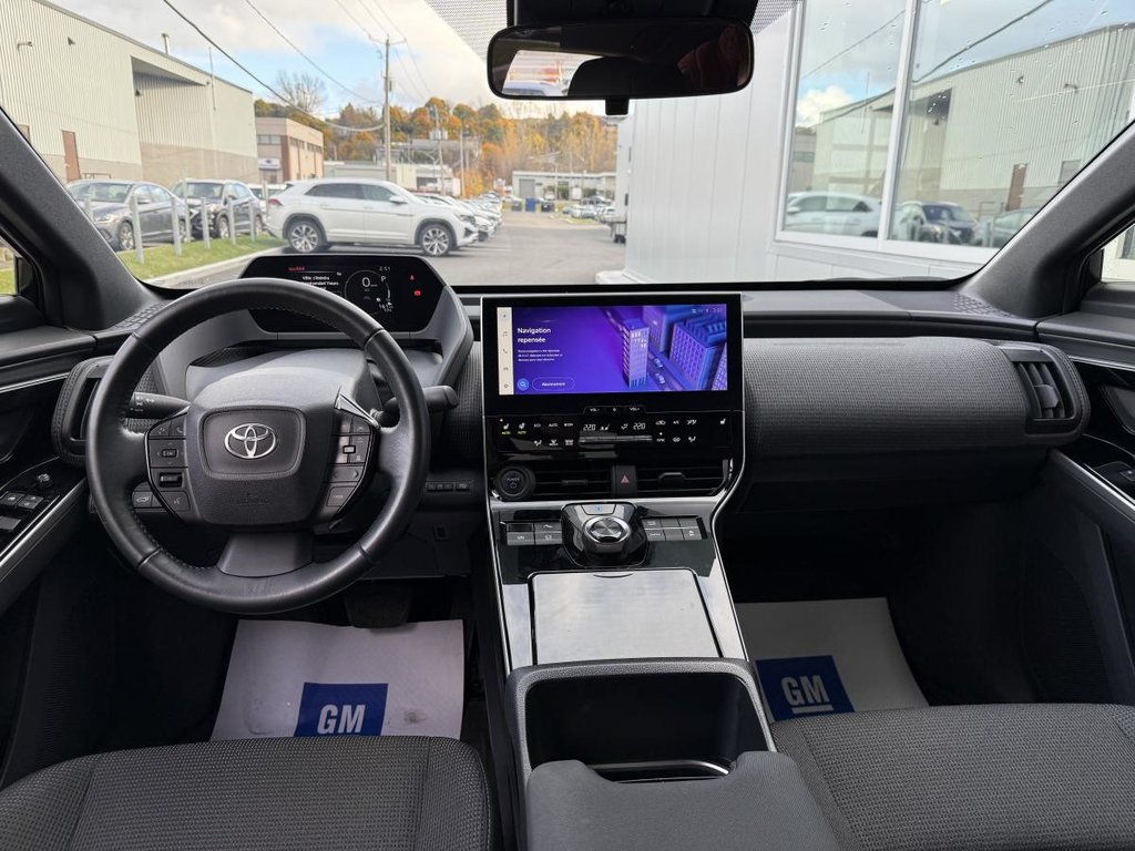 Toyota bZ4X LE FWD 2023 à Québec, Québec - 18 - w1024h768px