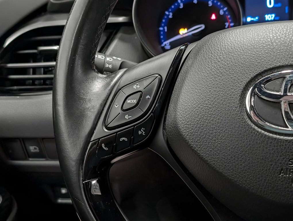 Toyota C-HR XLE 2019 à Sherbrooke, Québec - 14 - w1024h768px