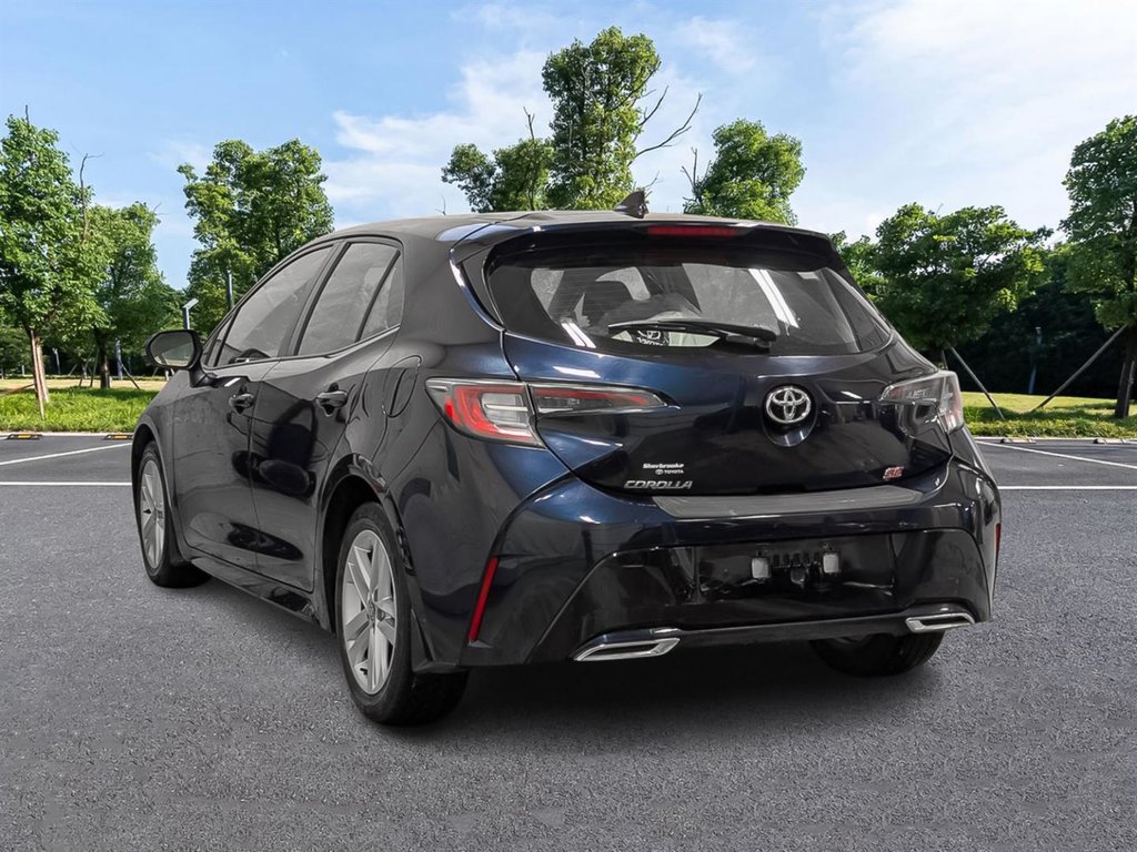2020 Toyota Corolla Hatchback SE in Sherbrooke, Quebec - 3 - w1024h768px