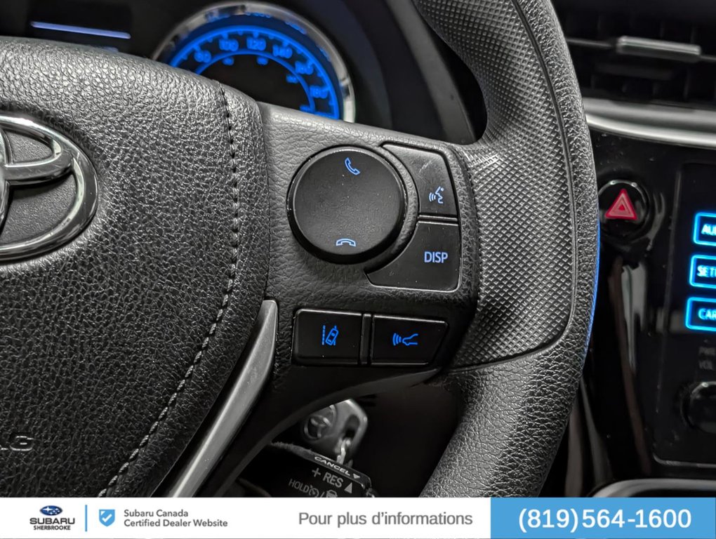 2018 Toyota Corolla SE/Manuelle in Sherbrooke, Quebec - 14 - w1024h768px