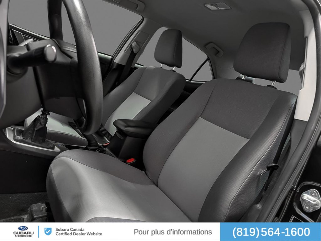 2018 Toyota Corolla SE/Manuelle in Sherbrooke, Quebec - 7 - w1024h768px