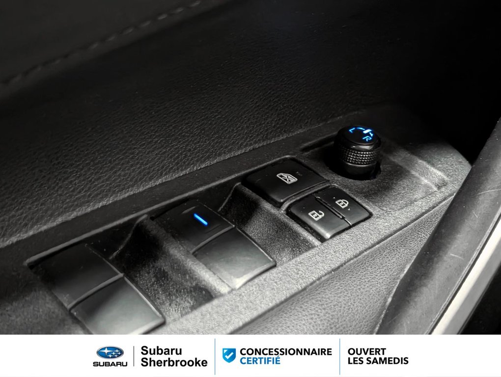 Toyota Corolla SE 2020 à Sherbrooke, Québec - 16 - w1024h768px