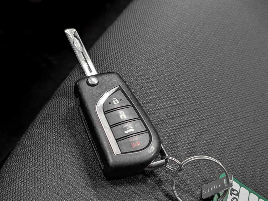 Toyota Corolla LE 2022 à Sherbrooke, Québec - 19 - w1024h768px