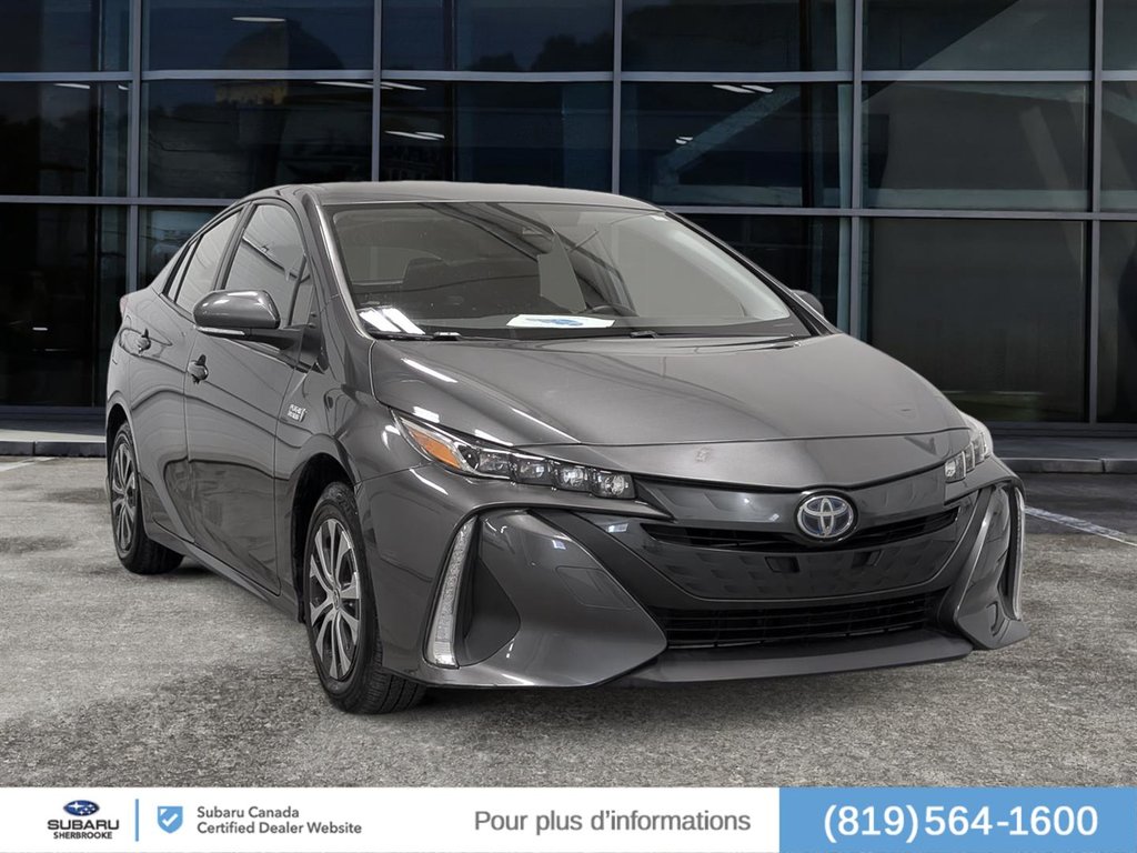 2021 Toyota Prius Prime Base/Automatique in Sherbrooke, Quebec - 3 - w1024h768px