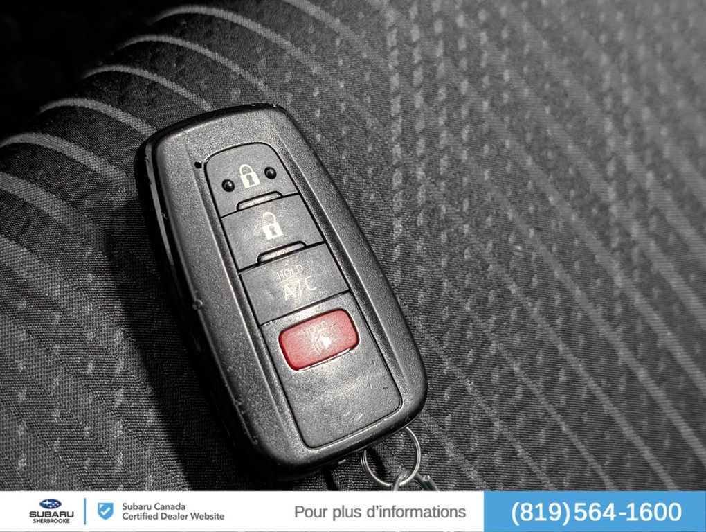 2021 Toyota Prius Prime Base/Automatique in Sherbrooke, Quebec - 22 - w1024h768px