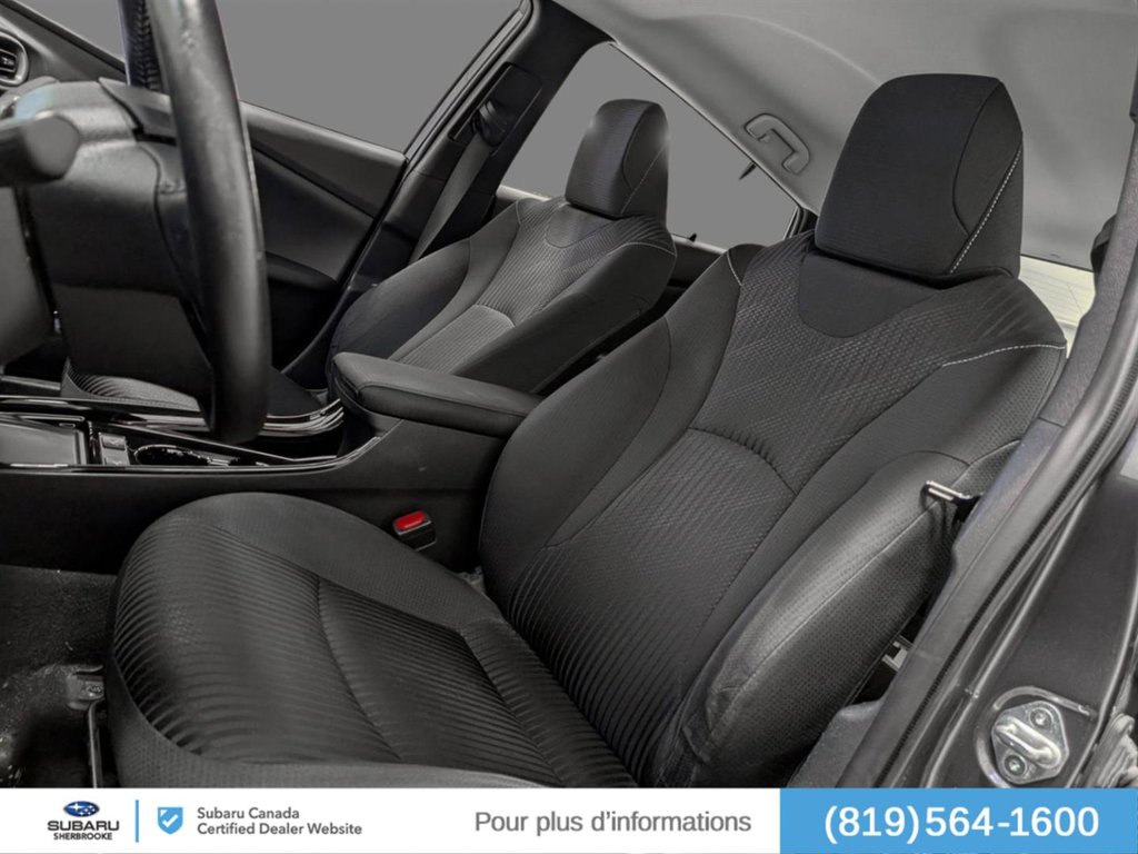 2021 Toyota Prius Prime Base/Automatique in Sherbrooke, Quebec - 8 - w1024h768px