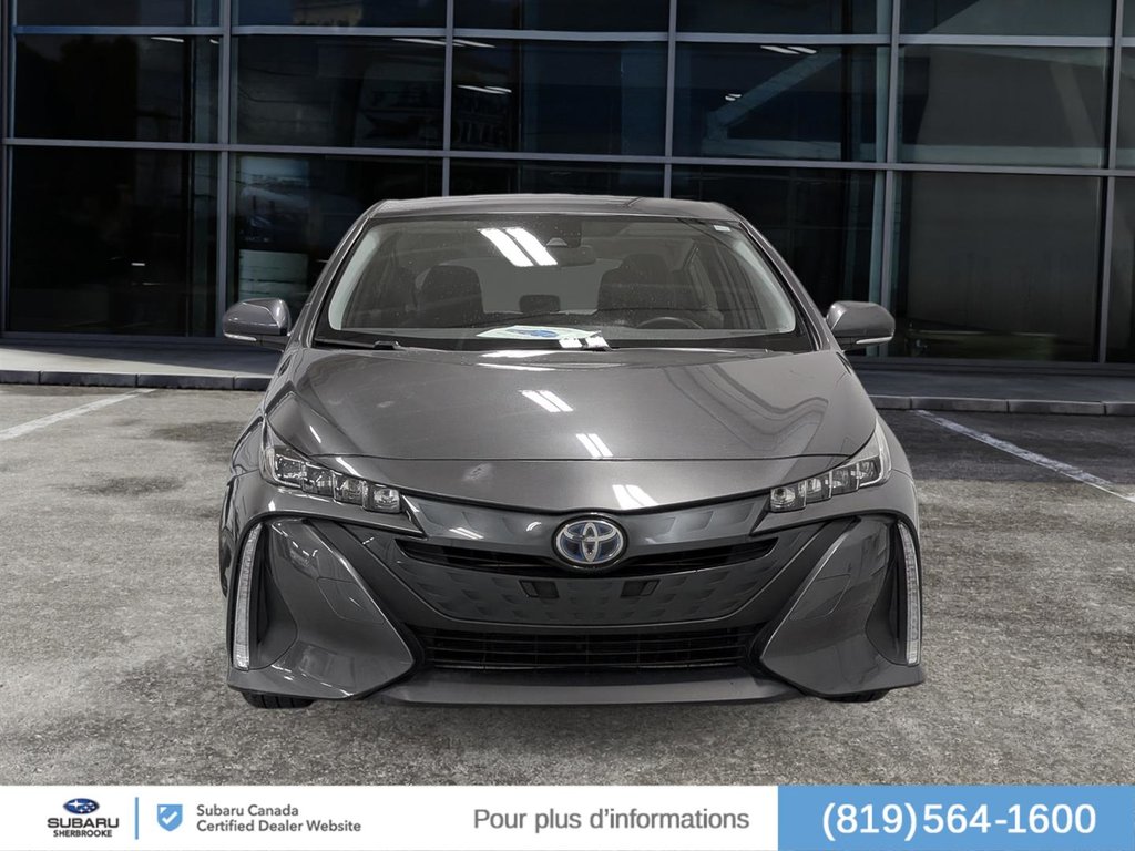 2021 Toyota Prius Prime Base/Automatique in Sherbrooke, Quebec - 2 - w1024h768px