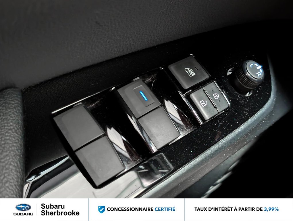 2021 Toyota Prius Prime Auto in Sherbrooke, Quebec - 17 - w1024h768px