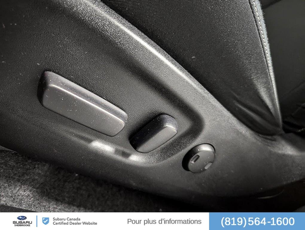 Toyota RAV4 XLE/FWD 2018 à Sherbrooke, Québec - 11 - w1024h768px