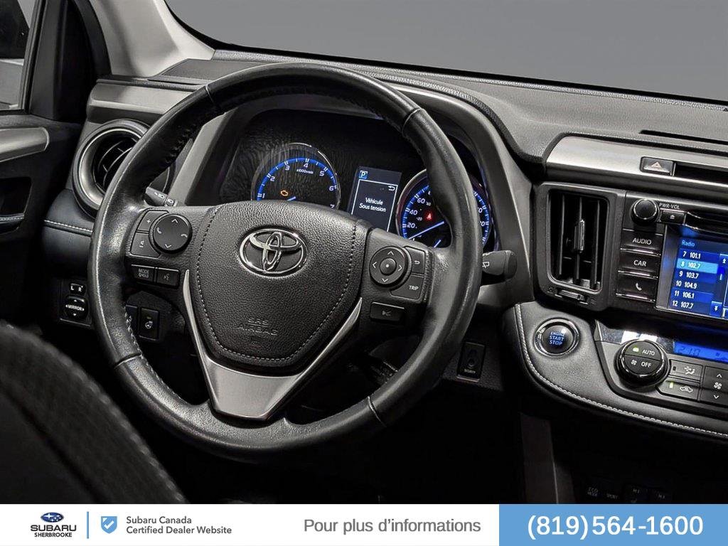 Toyota RAV4 XLE/FWD 2018 à Sherbrooke, Québec - 14 - w1024h768px