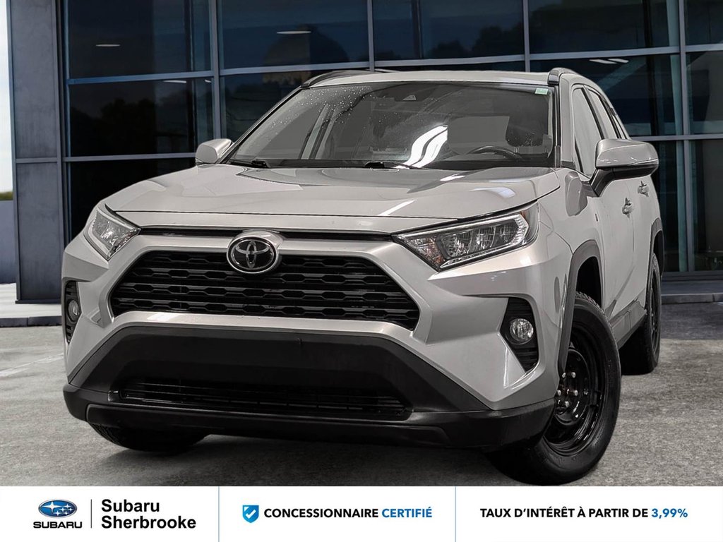 Toyota RAV4 AWD/XLE 2019 à Sherbrooke, Québec - 1 - w1024h768px