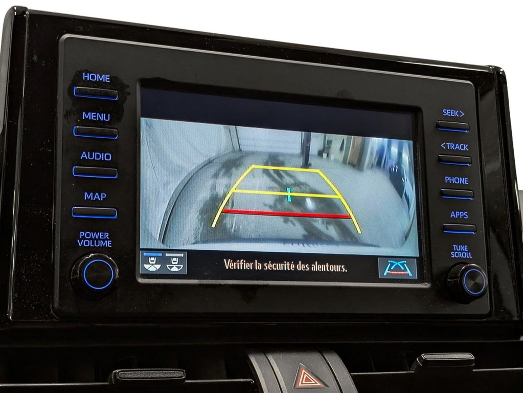 2020 Toyota RAV4 LE AWD in Sherbrooke, Quebec - 11 - w1024h768px