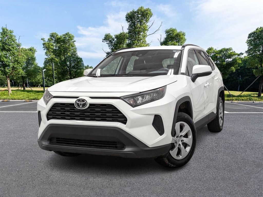 2020 Toyota RAV4 LE AWD in Sherbrooke, Quebec - 1 - w1024h768px