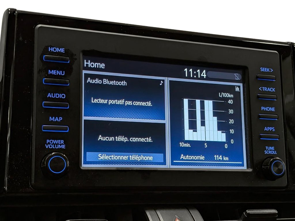 2020 Toyota RAV4 LE AWD in Sherbrooke, Quebec - 10 - w1024h768px