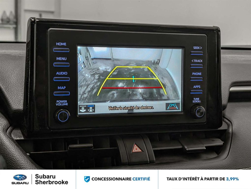 Toyota RAV4 XLE AWD 2020 à Sherbrooke, Québec - 12 - w1024h768px