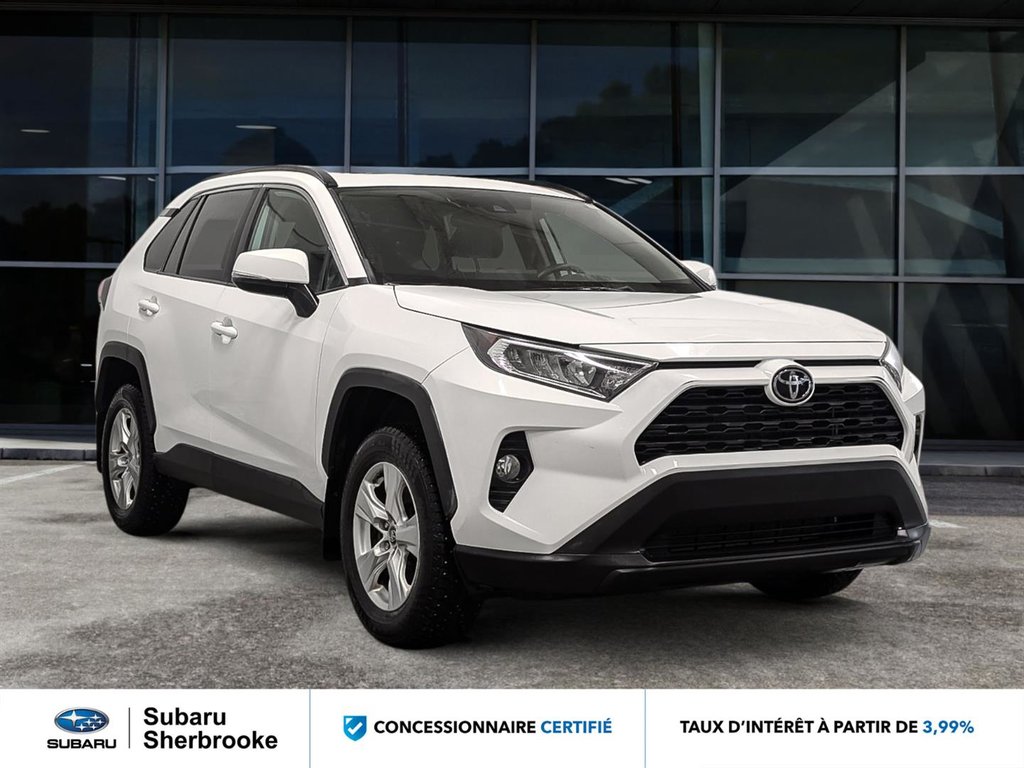 Toyota RAV4 XLE AWD 2020 à Sherbrooke, Québec - 4 - w1024h768px