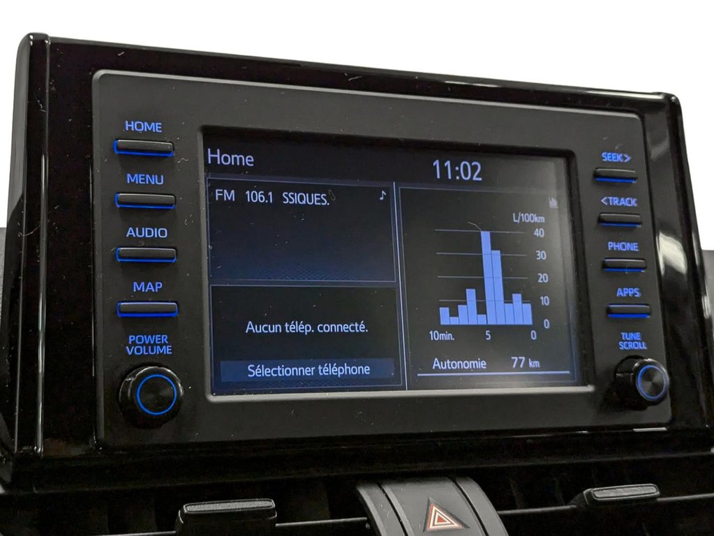 2021 Toyota RAV4 LE AWD in Sherbrooke, Quebec - 10 - w1024h768px