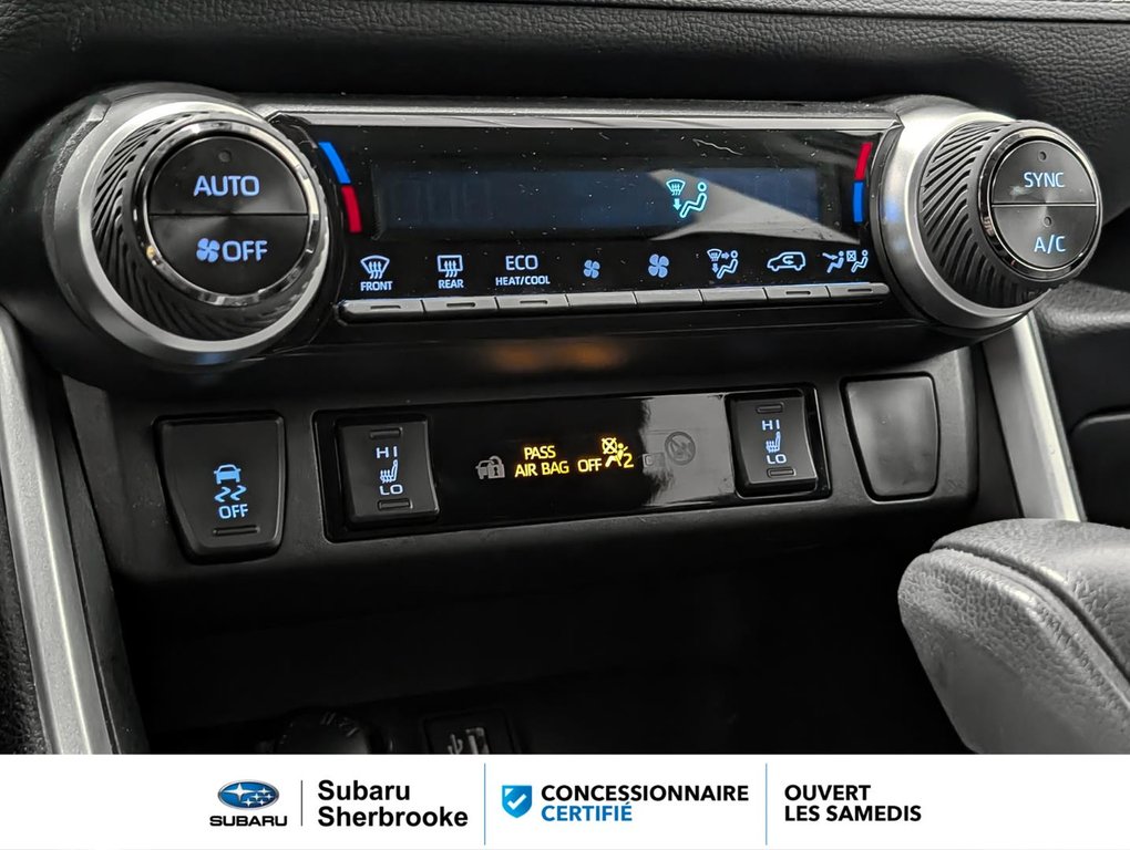 Toyota RAV4 HYBRID/LE/AWD 2023 à Sherbrooke, Québec - 13 - w1024h768px