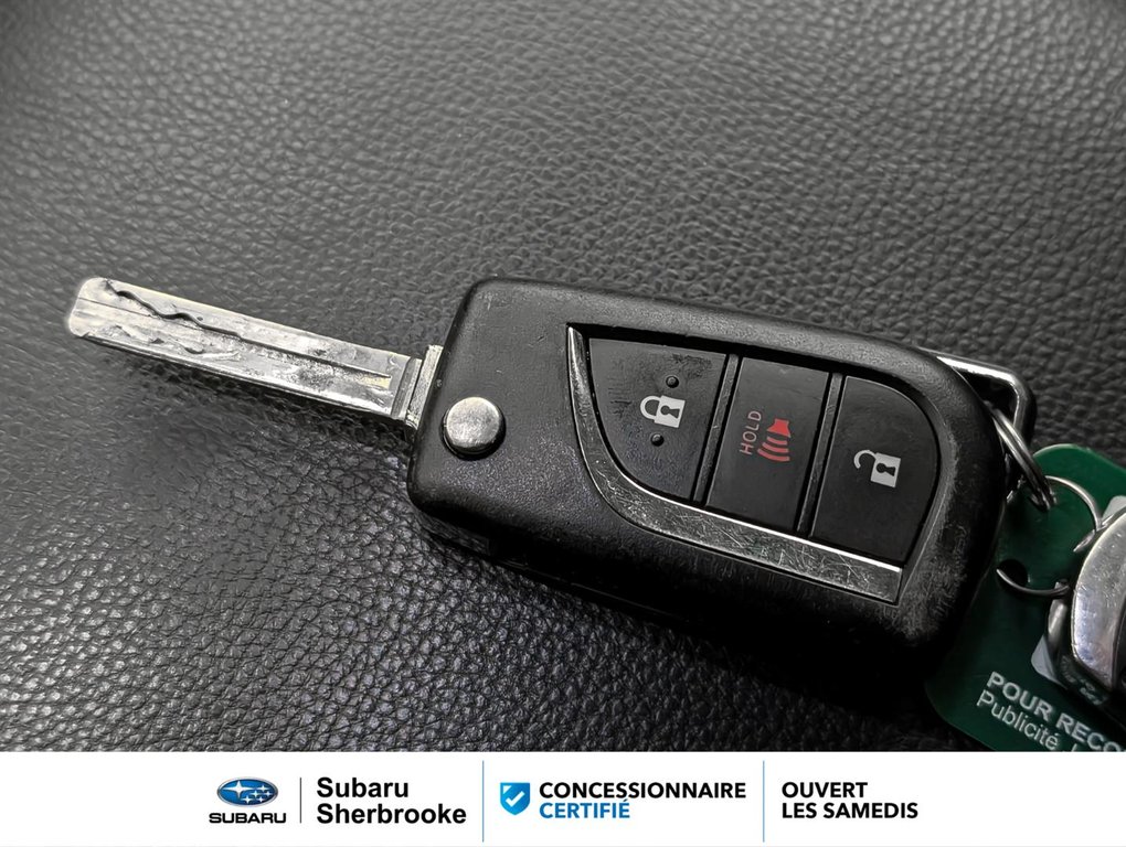 Toyota RAV4 HYBRID/LE/AWD 2023 à Sherbrooke, Québec - 18 - w1024h768px