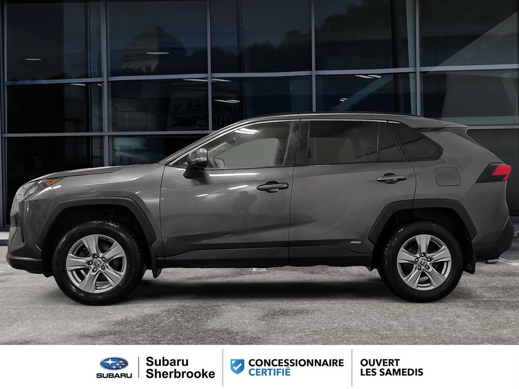 Toyota RAV4 HYBRID/LE/AWD 2023 à Sherbrooke, Québec - 3 - w1024h768px