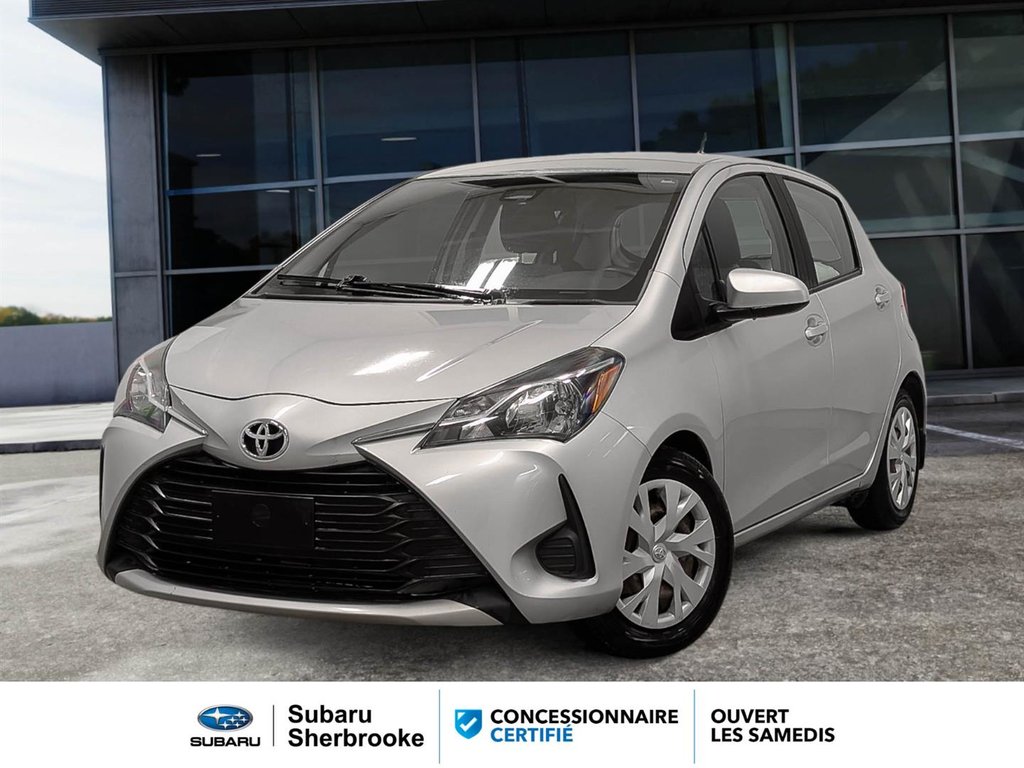2018 Toyota Yaris Hatchback LE/hatchback in Sherbrooke, Quebec - 1 - w1024h768px