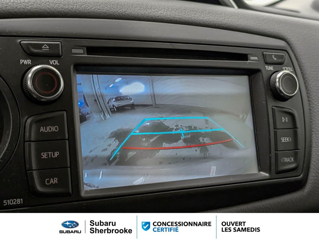2018 Toyota Yaris Hatchback LE/hatchback in Sherbrooke, Quebec - 10 - w1024h768px
