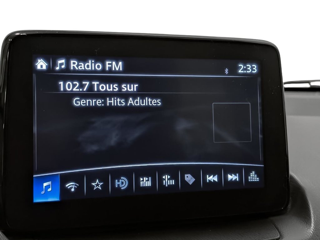 2020 Toyota Yaris Hatchback in Sherbrooke, Quebec - 9 - w1024h768px