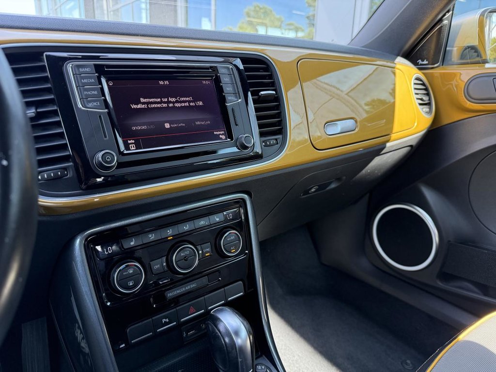 Volkswagen Beetle Convertible Dune Automatique 1.8TSI 2017 à Québec, Québec - 14 - w1024h768px