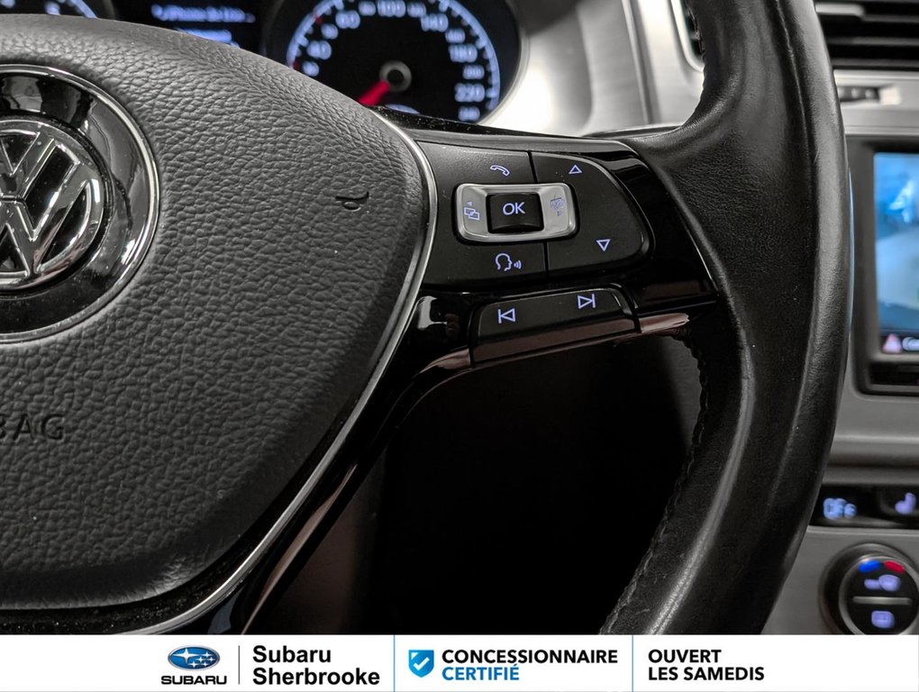 2017 Volkswagen Golf 5dr HB Auto 1.8 TSI in Sherbrooke, Quebec - 14 - w1024h768px