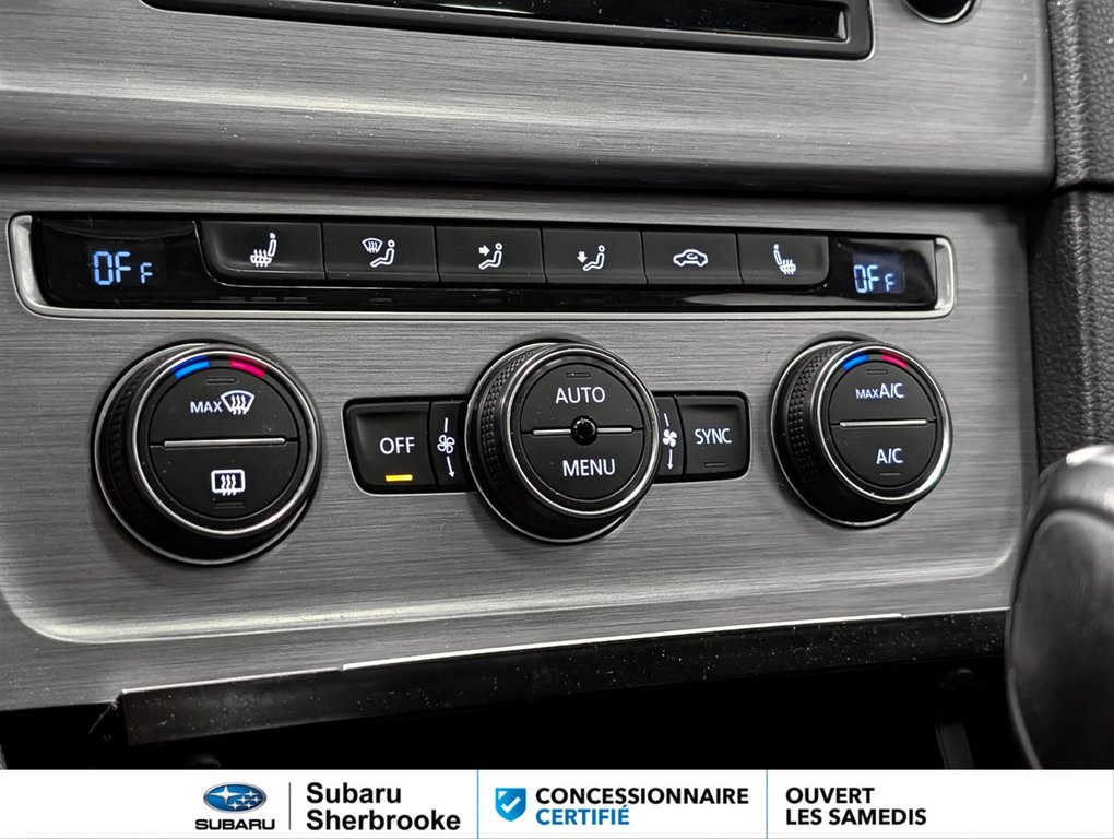 2017 Volkswagen Golf 5dr HB Auto 1.8 TSI in Sherbrooke, Quebec - 13 - w1024h768px